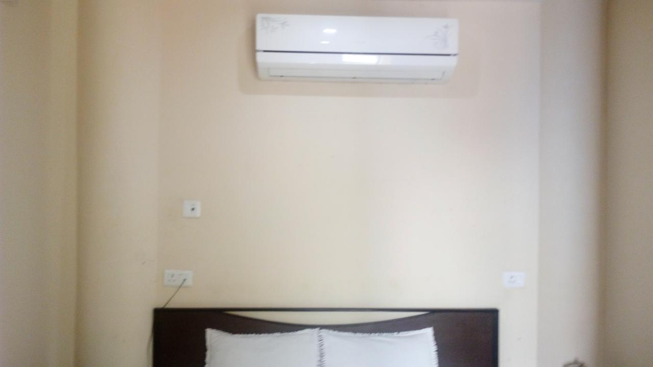 Hotel Sunshine Kashipur Екстер'єр фото